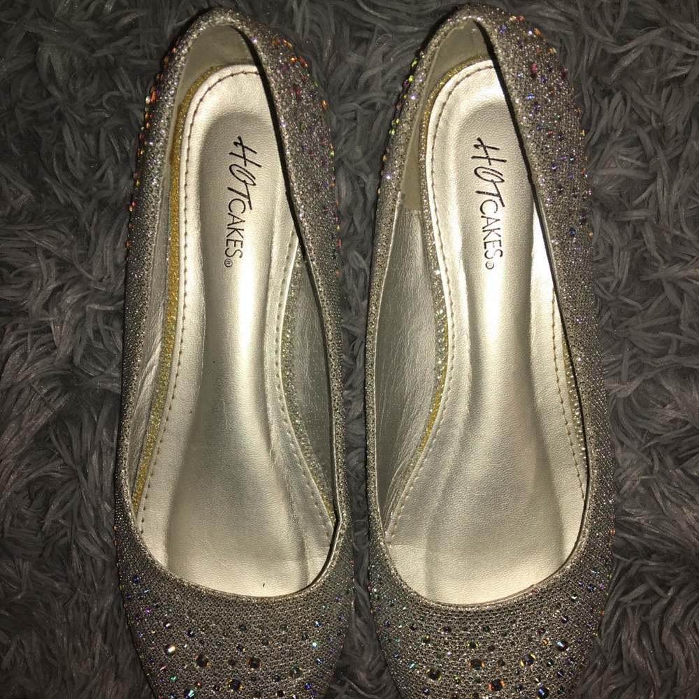 women’s ballet flats